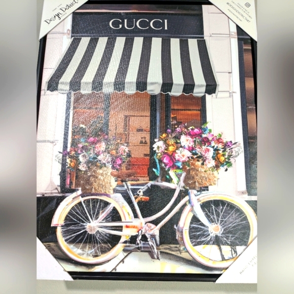 Gucci Cafe Canvas Bicycle With Flower Bouquet Gapped Black Frame NWT - Picture 1 of 11